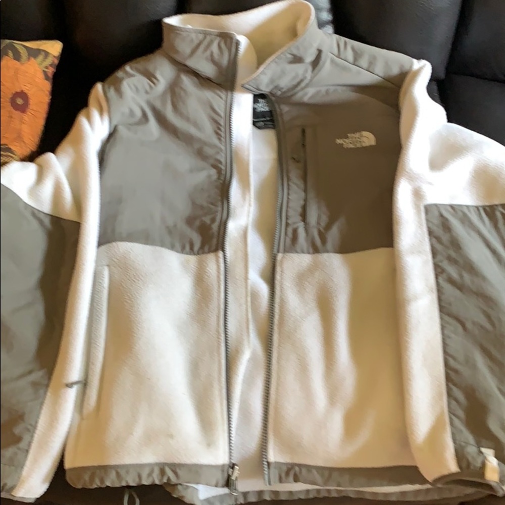 Women’s North Face White Jacket